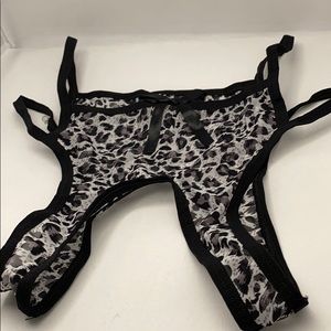 Animal print crotchless panties